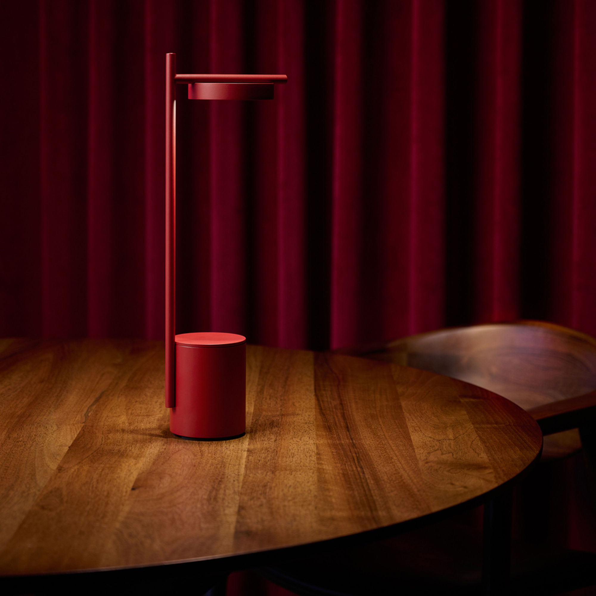 The Igram I Portable Table Lamp by Grupa 7